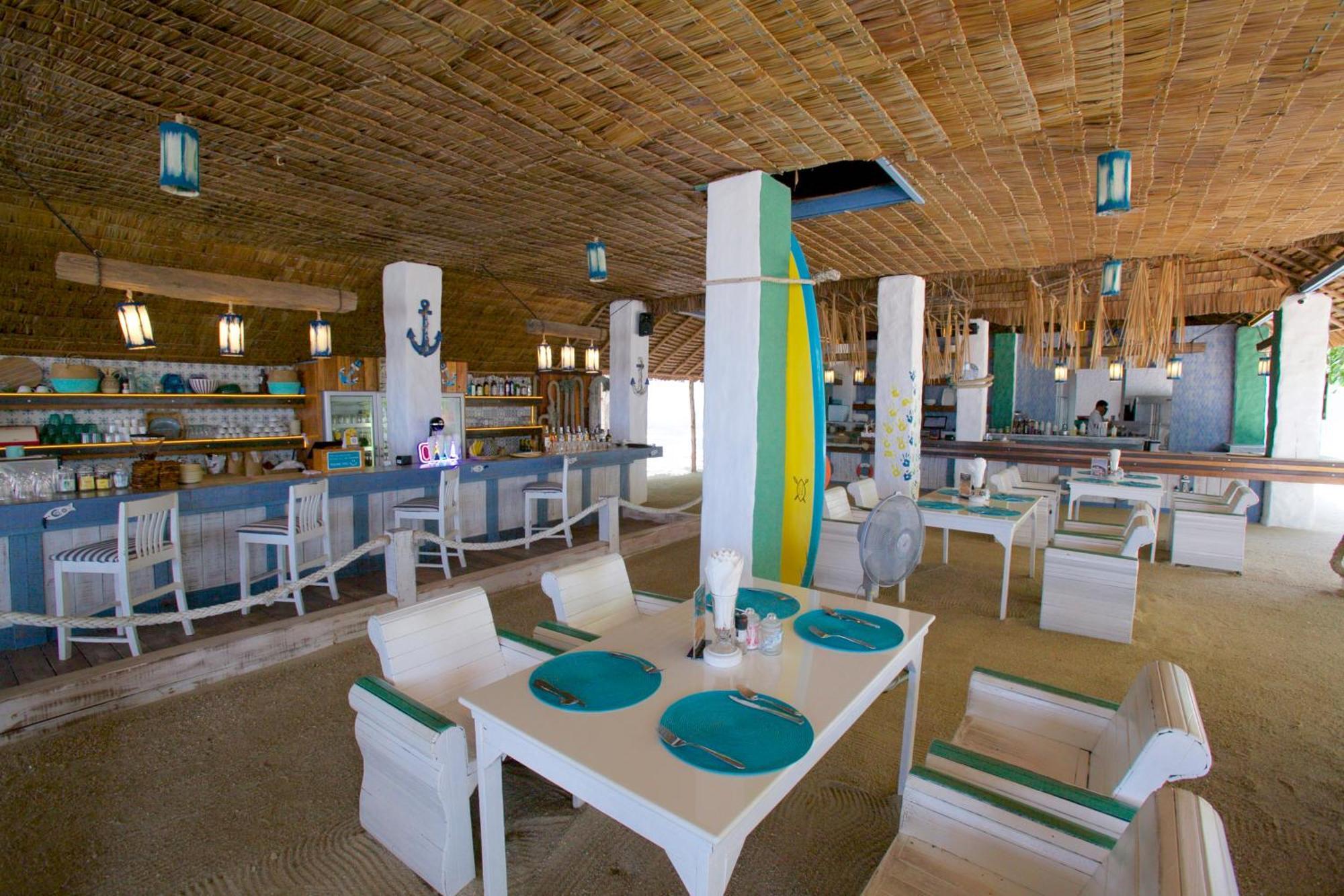 Lime N Soda Beachfront Resort Thong Sala Exterior photo